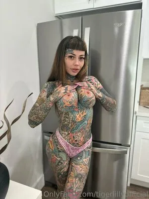 Tigerlilly / tigerl / tigerlilly_official / tigerlillysg_ nude photo #0141