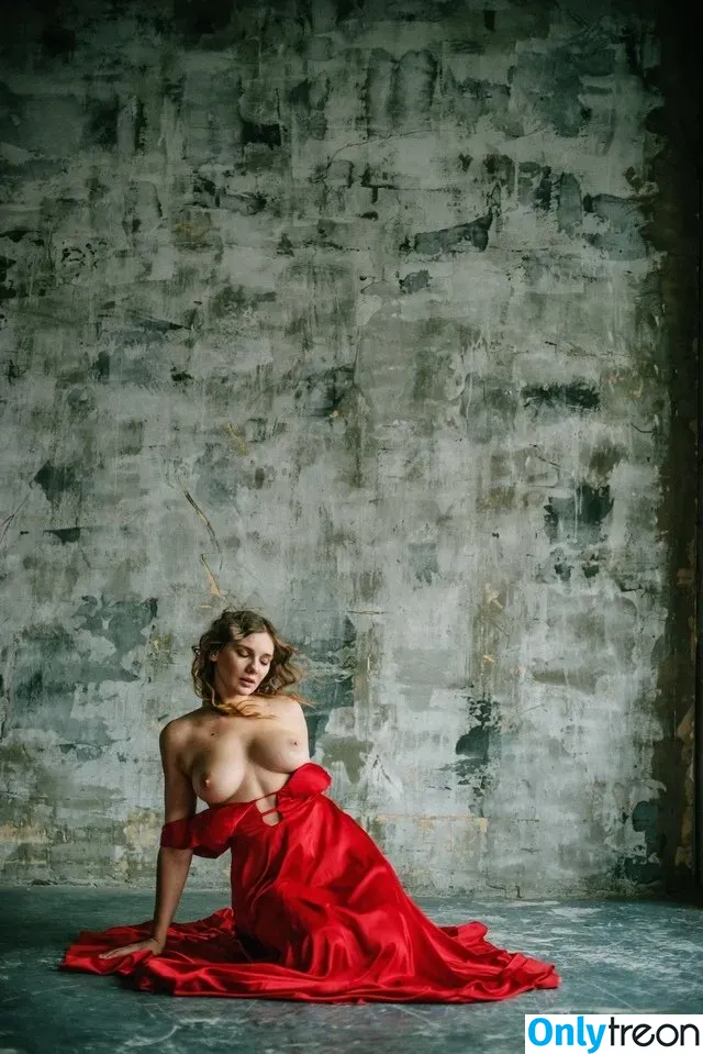 Tihomirova Natali nude photo #0005 (tihomirovanatali_ / tihomirovanatalia)