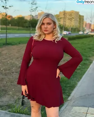 Tihomirova Natalia / natalia__tihomirovafanpage99 / tihomirovanatalia фото голая #0401