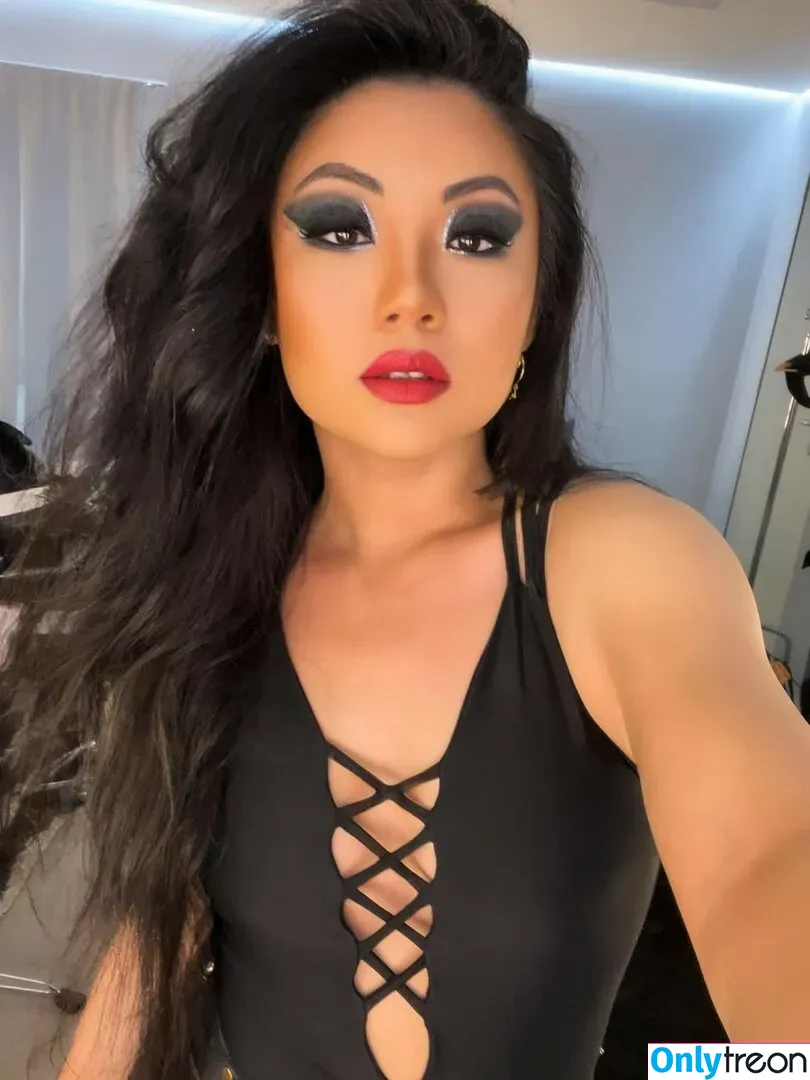 Tina Guo голая photo #0026 (Tina Guo)