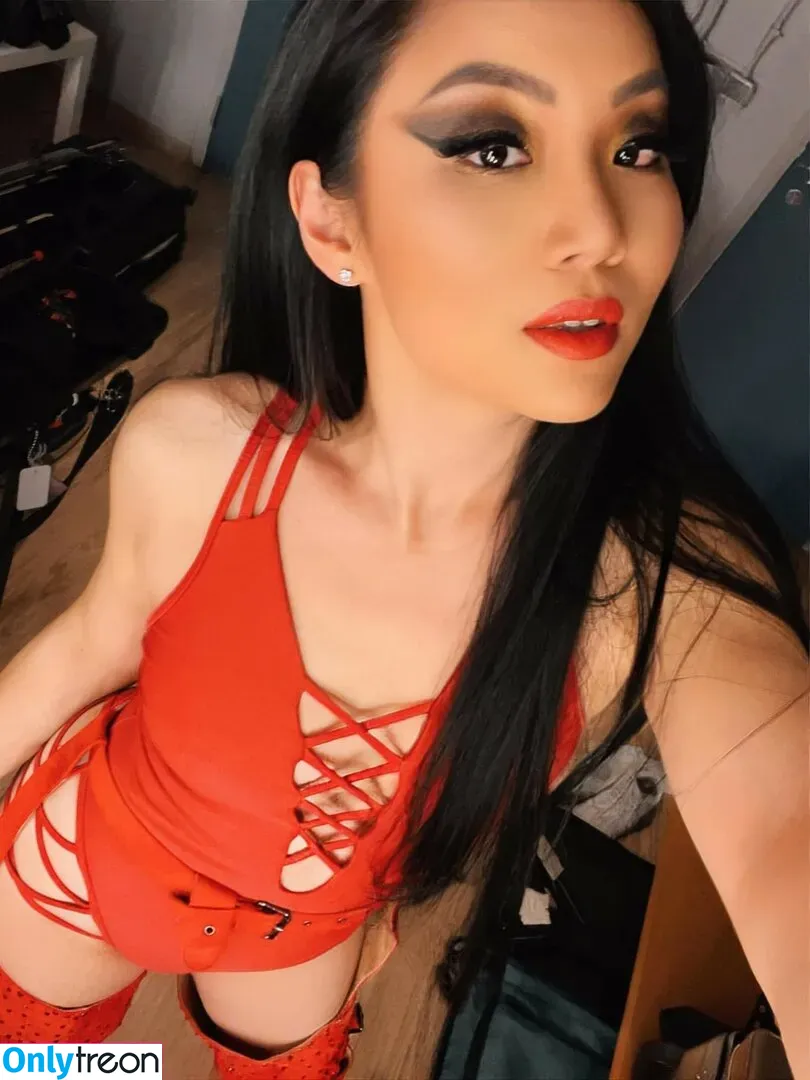 Tina Guo голая photo #0045 (Tina Guo)