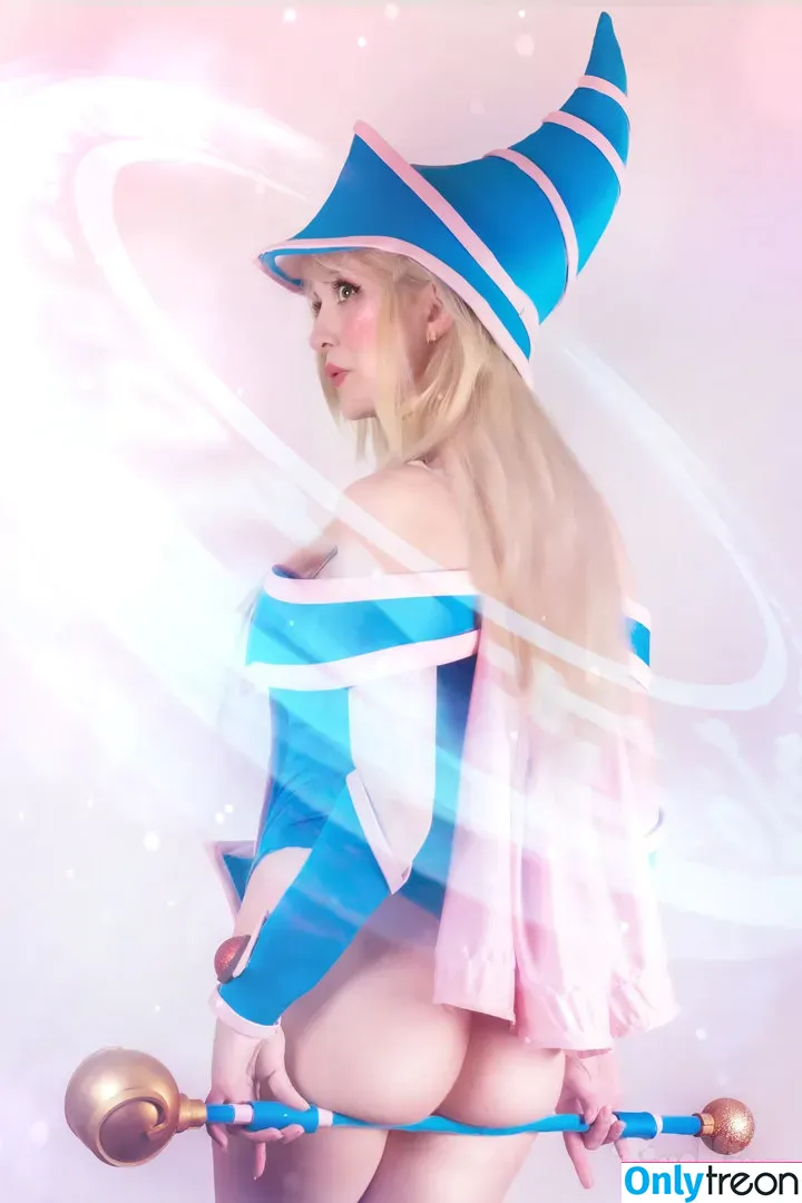 Tina Kinz nude photo #0014 (tinakinz / tinakinzcosplay)