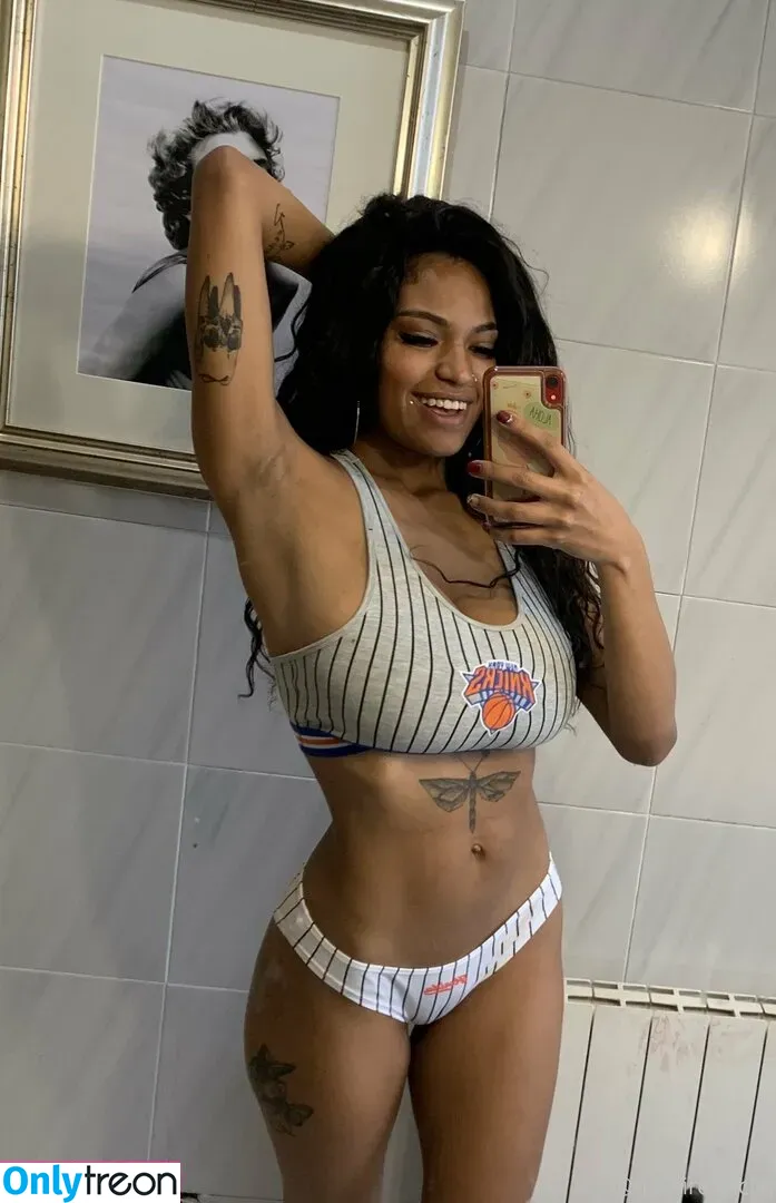TinaFire nude photo #0009 (tinafireoficial)