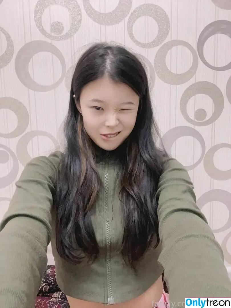 TinaKim nude photo #0351 (tinakimgallery)