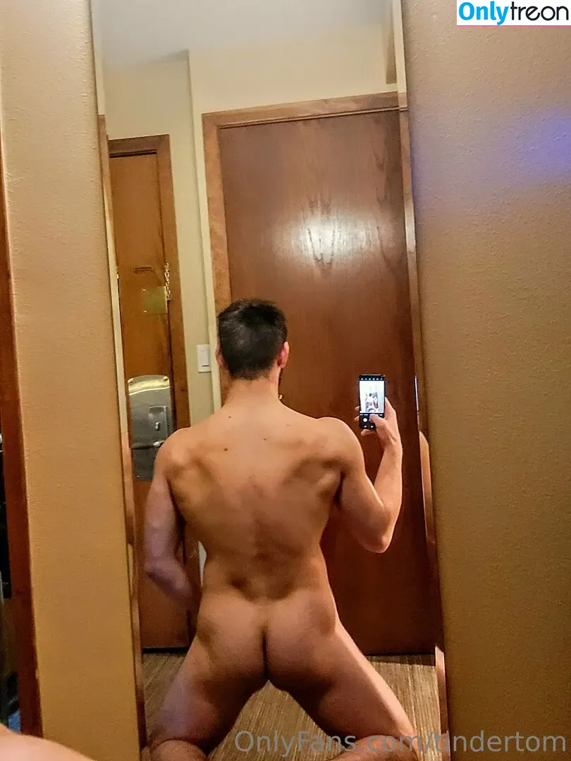 tindertom nude photo #0002 (tindertom)