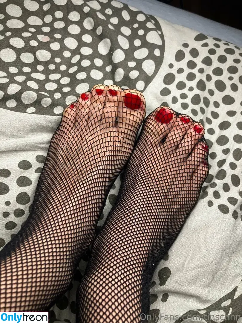 tinschnn голая photo #0001 (_tinschn)