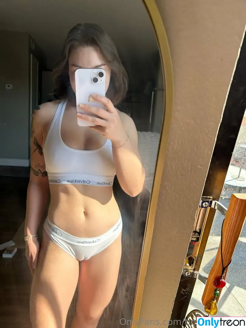 TinyGymPAWG nude photo #0031 (TinyGymPAWG)