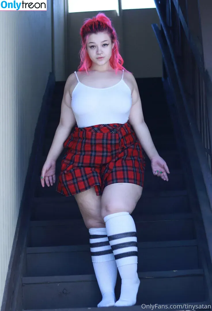 tinysatan nude photo #0075 (Tiinysatan)