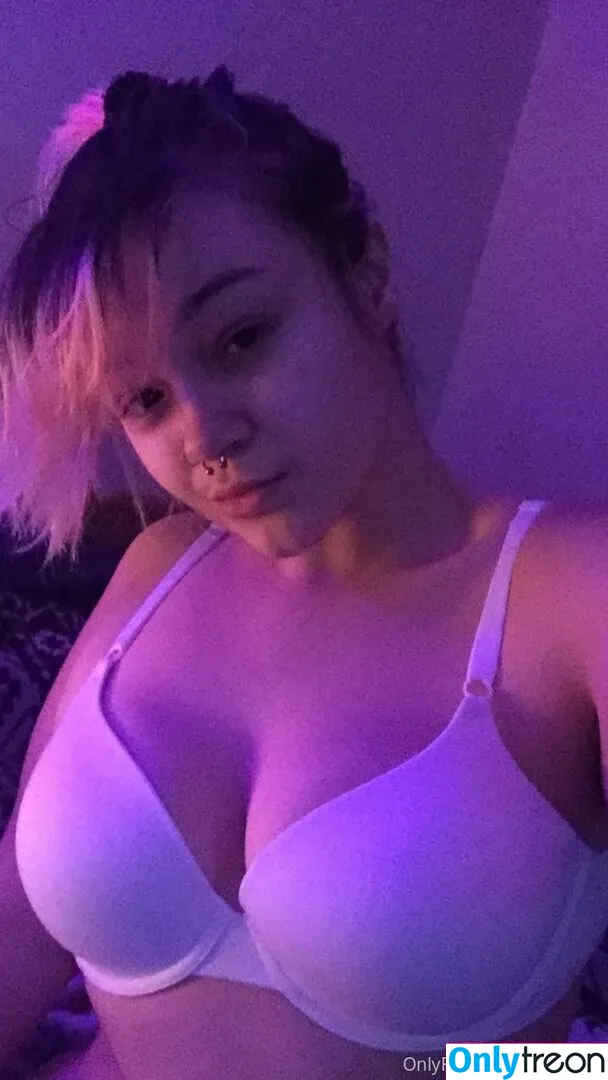 tinysatan nude photo #0115 (Tiinysatan)