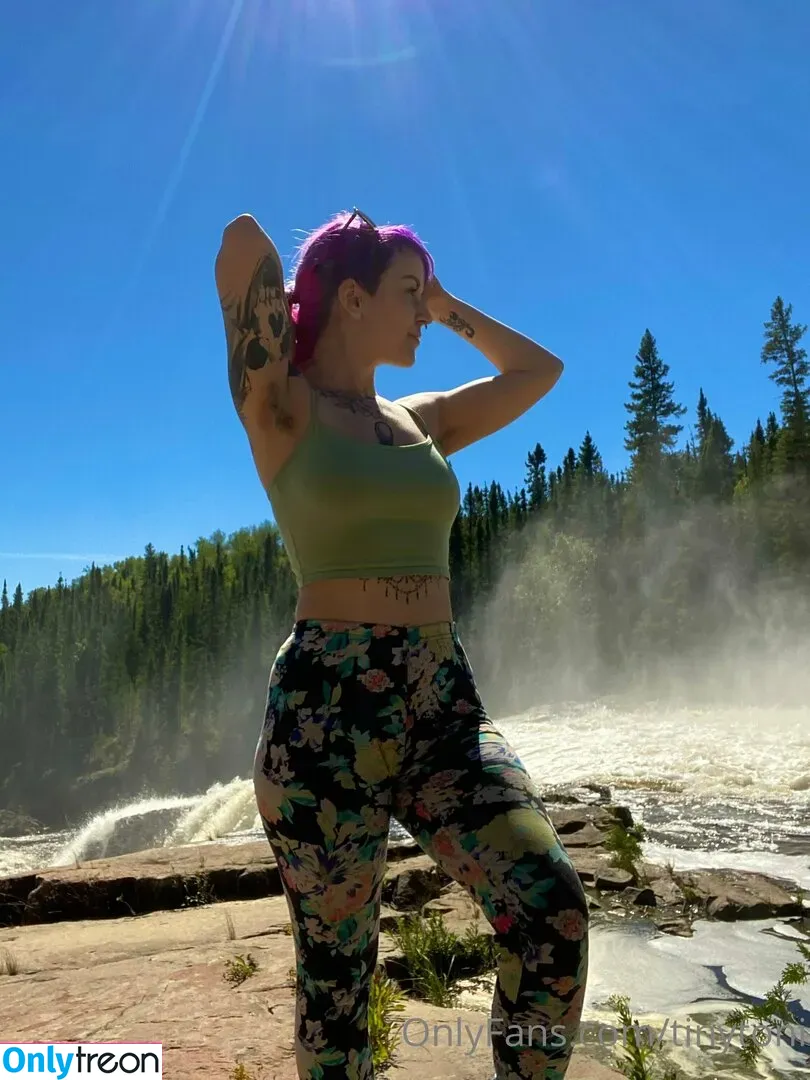tinytoni nude photo #0516 (_thattinytonii)