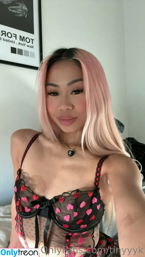 tinyyyk nude photo #0437 (kayla.tran / kaylakipp / peachlingg)