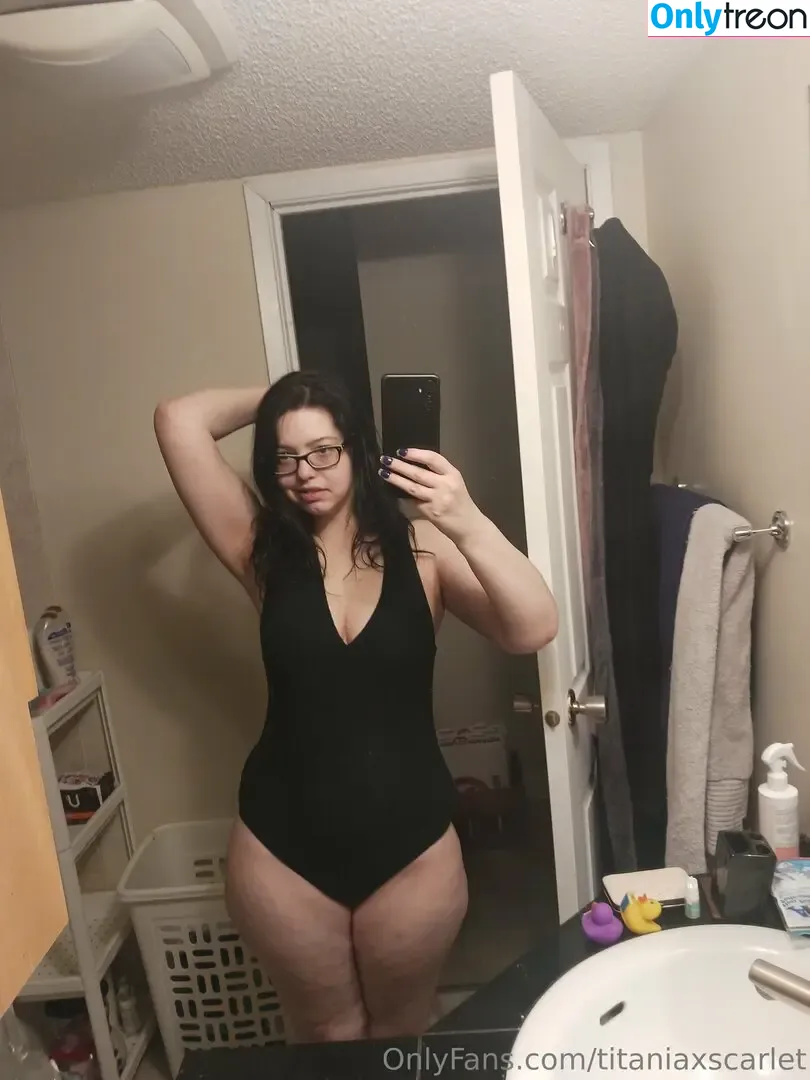 titaniaxscarlet nude photo #0001 (titaniaxscarlet)