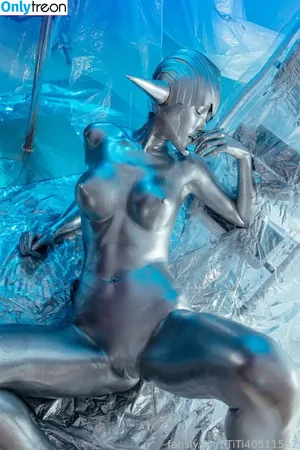 TiTi cosplay / TiTi40511552 / titi_cosplay nude photo #2305