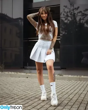 Tizeax / khaleesiwhite nude photo #0120