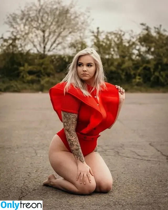 Tizeax голая photo #0016 (khaleesiwhite)