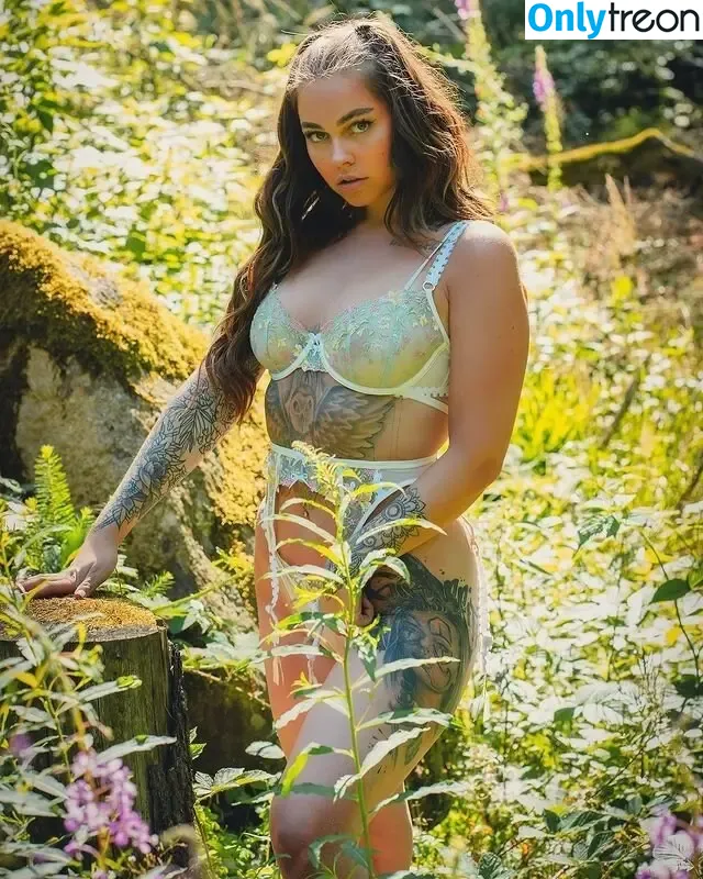 Tizeax голая photo #0027 (khaleesiwhite)