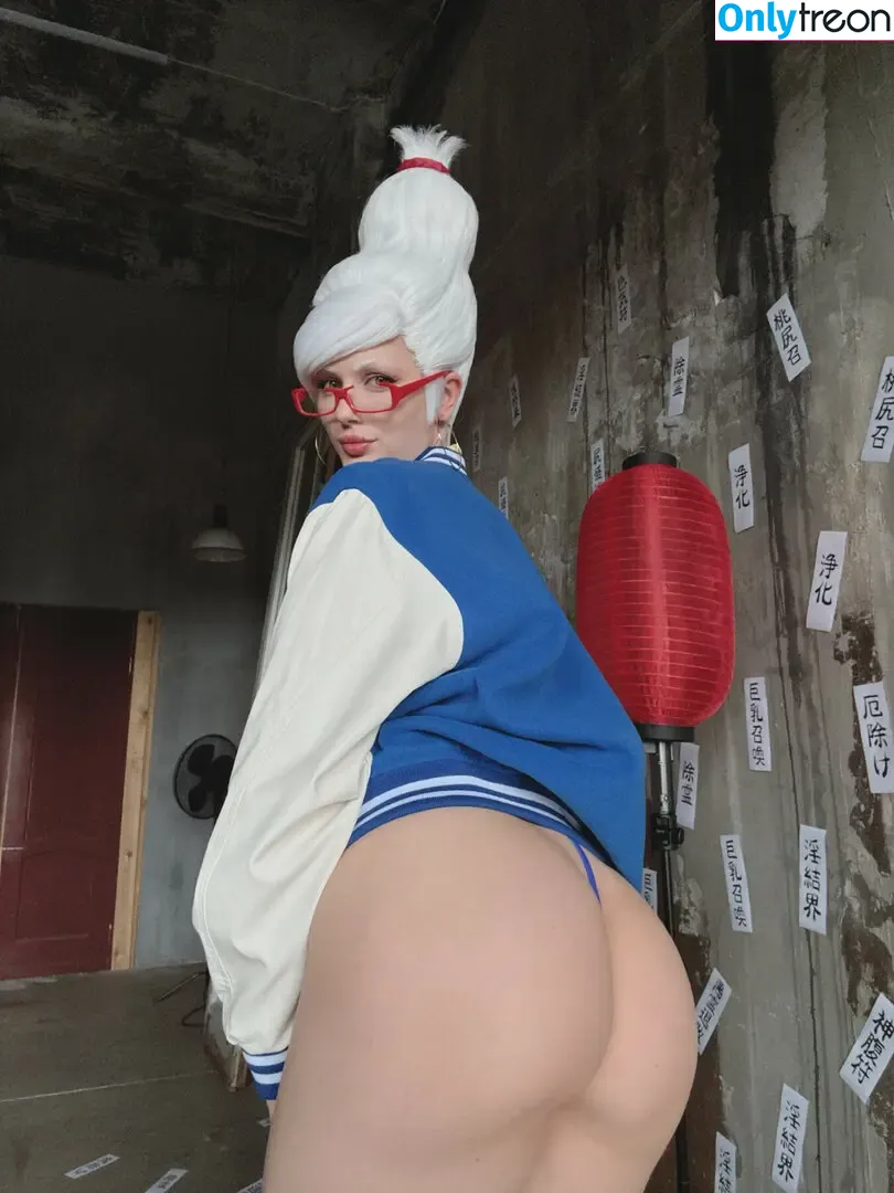Tniwe nude photo #2199 (Tniwe)