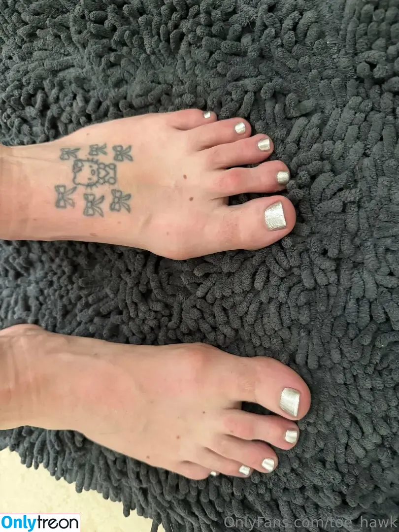 toe_hawk nude photo #0011 (toe.hawk24)