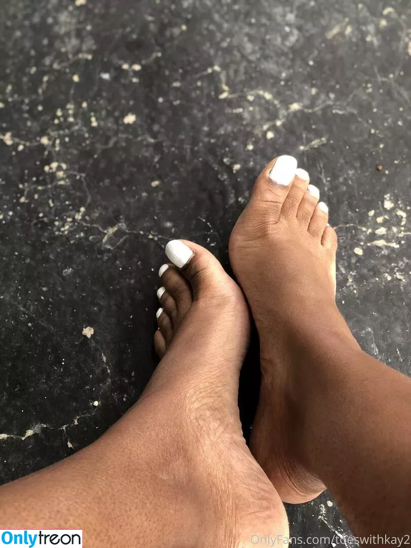 toeswithkay2 nude photo #0002 (__kiaskeeper_)