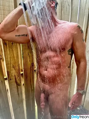 tom.wanks / tomwanksfans фото голая #0018