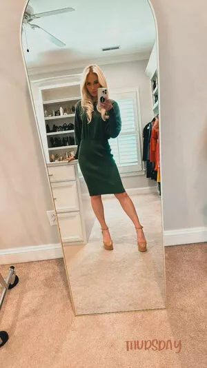 Tomi Lahren / lahrenlemons / tomilahren фото голая #0043