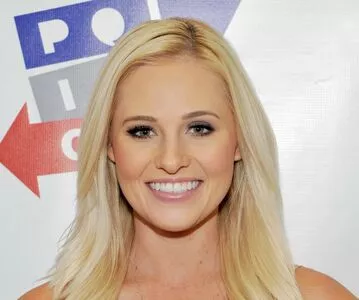 Tomi Lahren / lahrenlemons / tomilahren фото голая #0122