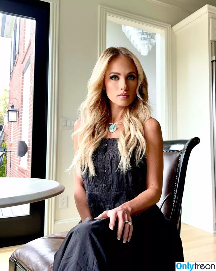 Tomi Lahren голая photo #0045 (lahrenlemons / tomilahren)