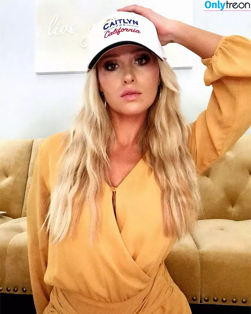 Tomi Lahren голая photo #0138 (lahrenlemons / tomilahren)