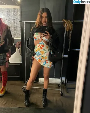 Tommy Genesis / goodnightangel / tommygenesis фото голая #0038