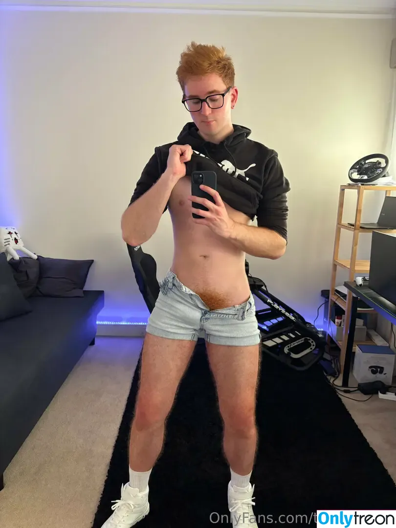 tommykyra nude photo #0014 (mtk_dogs)