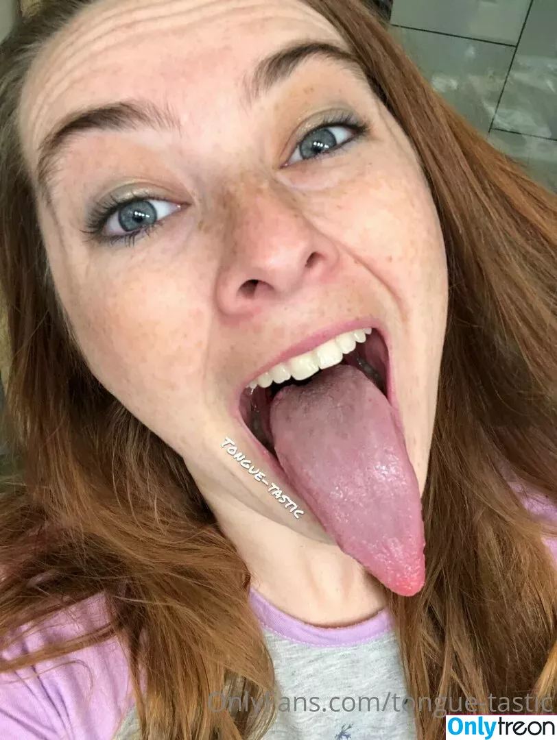 Tongue-tastic nude photo #0005 (Tongue_tastic_kiwi / tv)