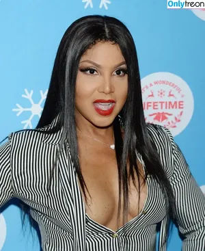 Toni Braxton / tonibraxton фото голая #0024