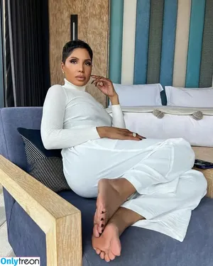 Toni Braxton / tonibraxton nude photo #0101