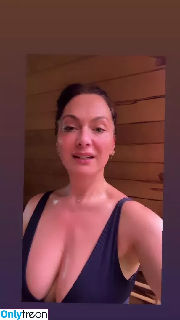 Tonia Buxton nude photo #0019 (toniabuxton)