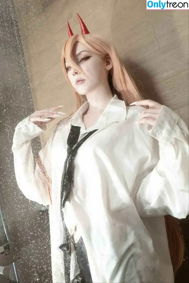Tontsacu.ra nude photo #0031 (tontsacura)