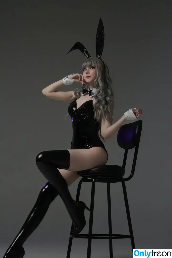 Tontsacu.ra nude photo #0044 (tontsacura)