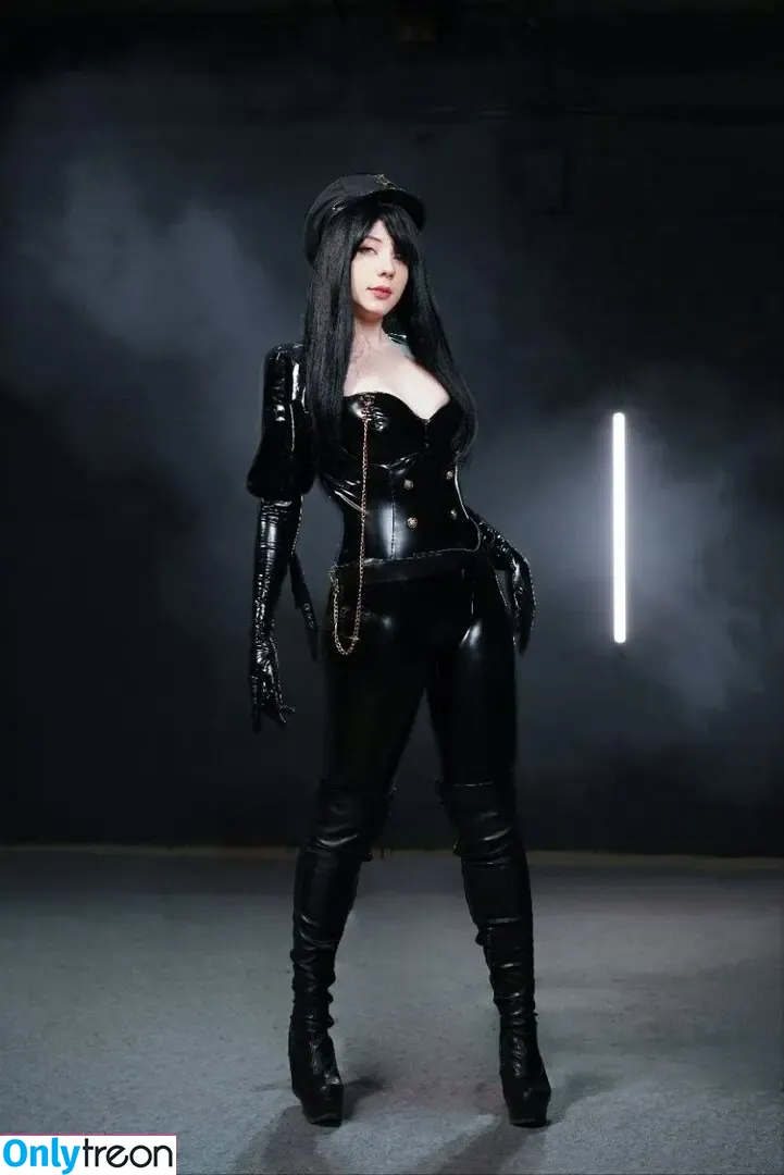 Tontsacu.ra nude photo #0078 (tontsacura)