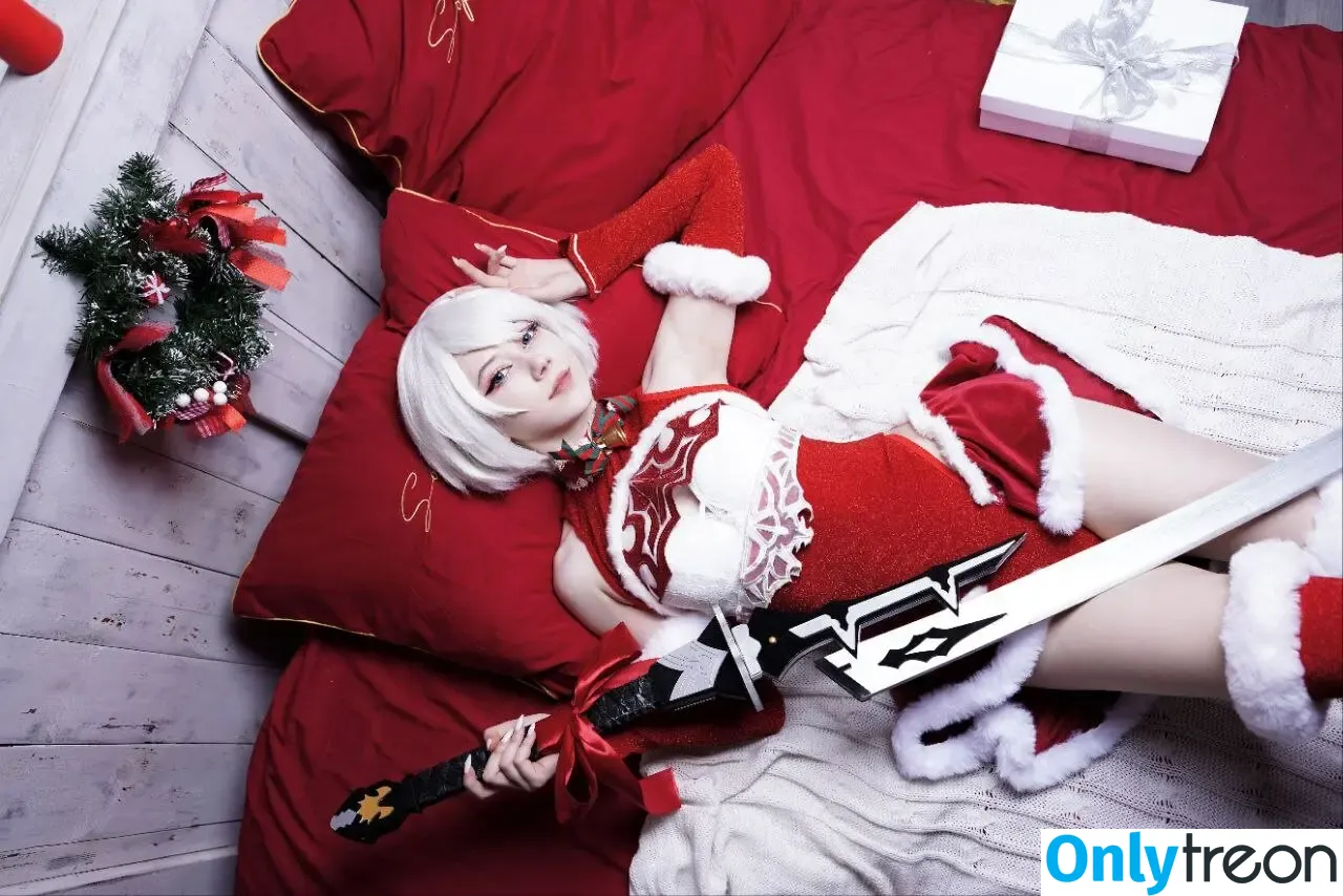 Tontsacu.ra nude photo #0106 (tontsacura)