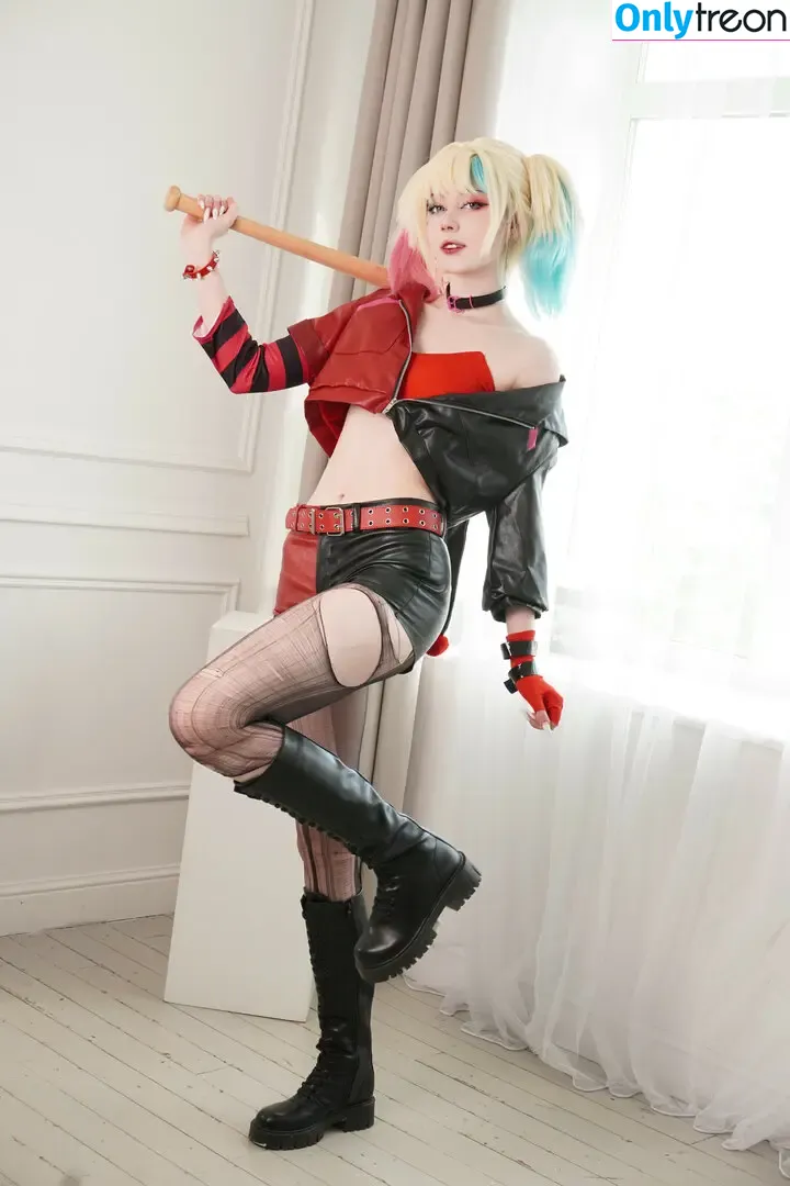 Tontsacu.ra nude photo #0131 (tontsacura)