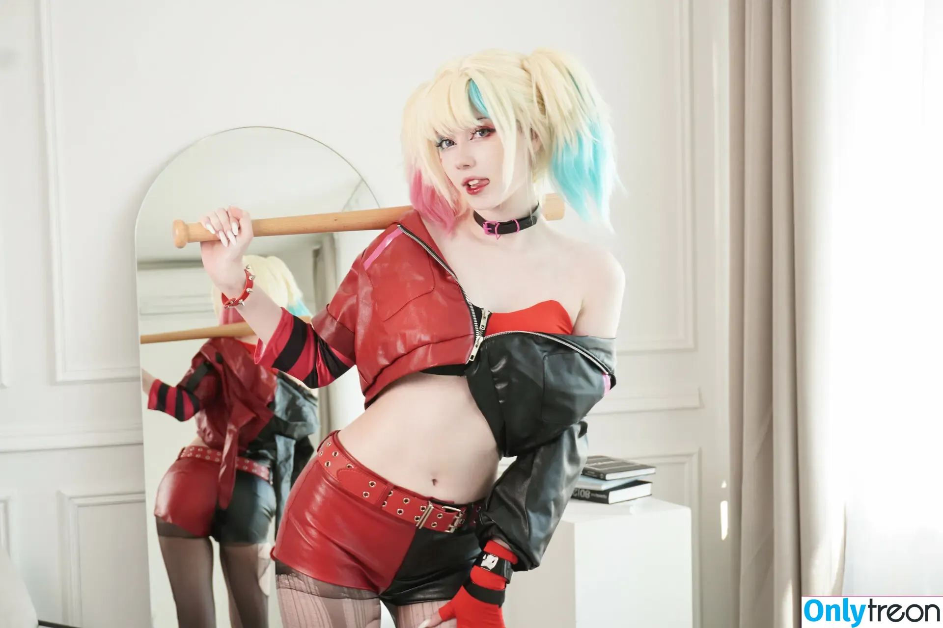 Tontsacu.ra nude photo #0140 (tontsacura)