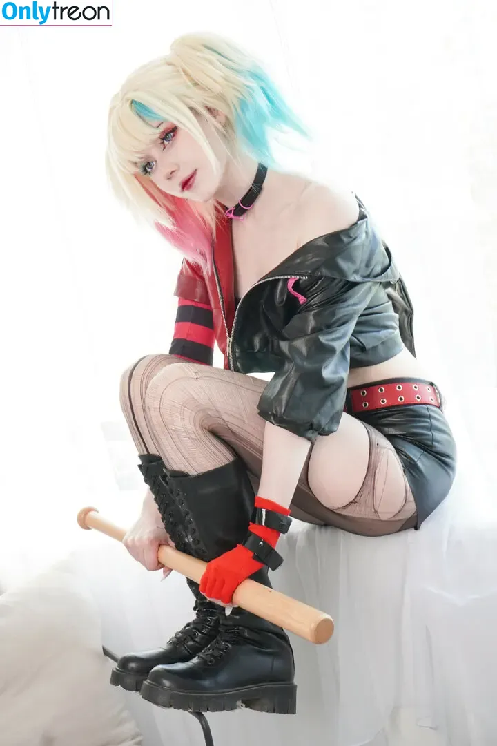 Tontsacu.ra nude photo #0144 (tontsacura)