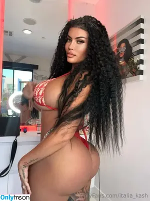 Toochi Kash / Italia Kash / italia_kash / toochi_kash фото голая #0027