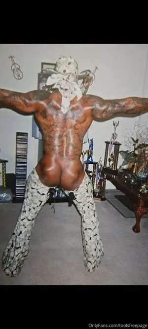 toolsfreepage / og_funkypage nude photo #0243
