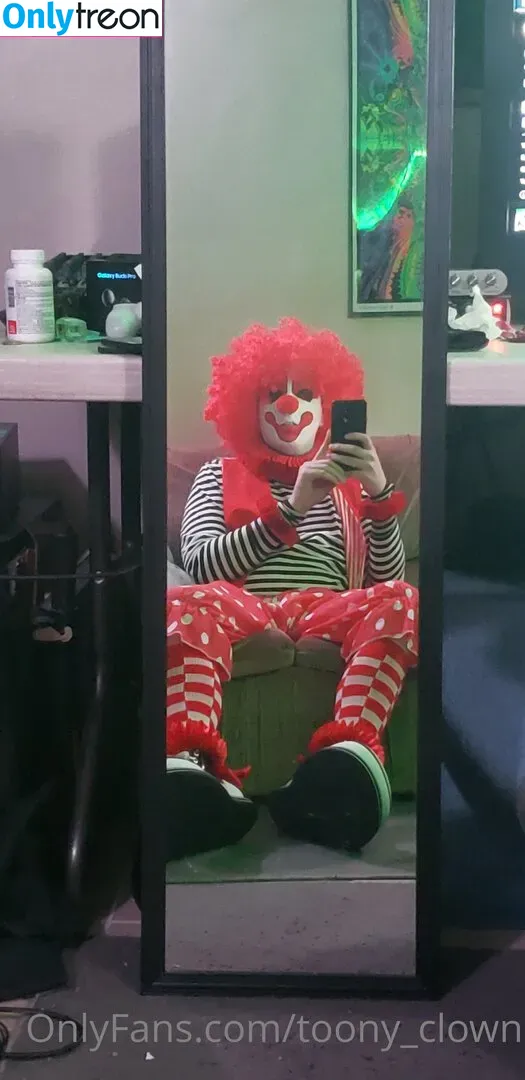 toony_clown nude photo #0006 (toony_clown)