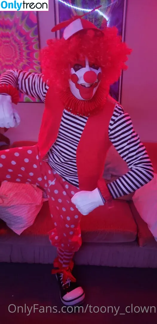 toony_clown nude photo #0021 (toony_clown)