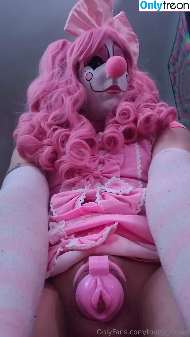 toony_clown nude photo #0259 (toony_clown)