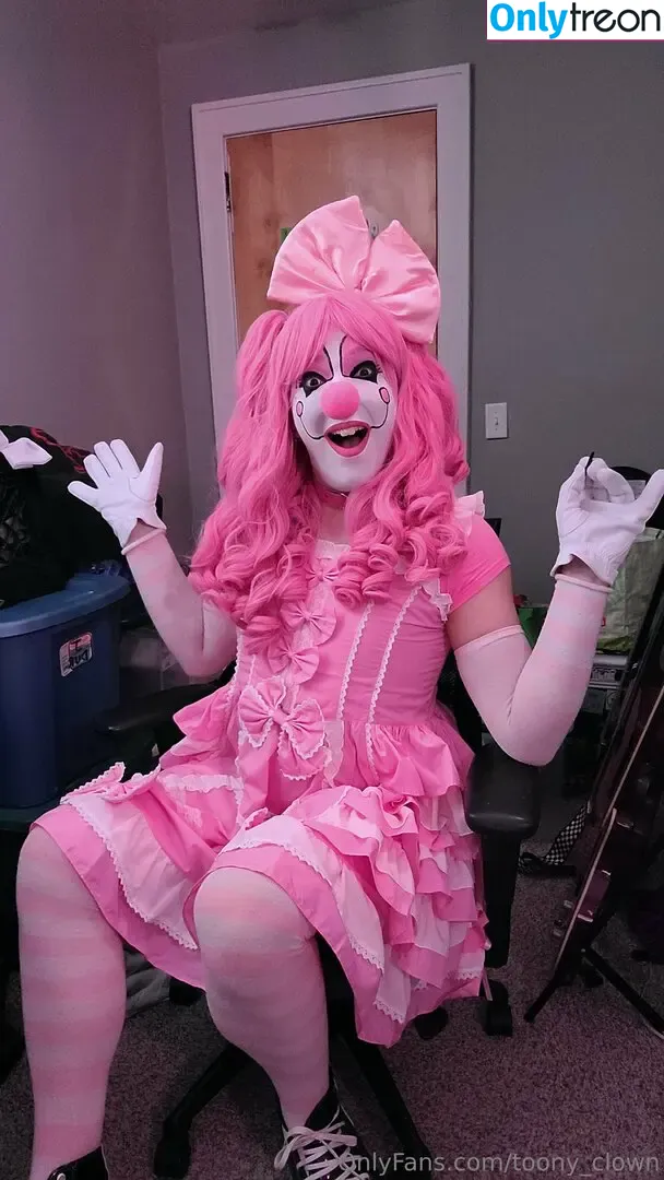toony_clown nude photo #0274 (toony_clown)