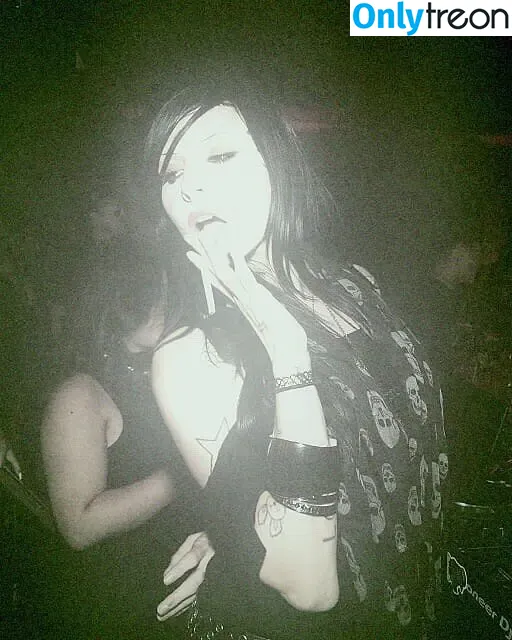 Toopoor голая photo #0027 (Layla Shapiro)