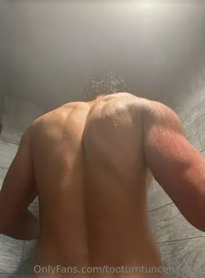 tooturntuncensored / tooturnttony nude photo #0001