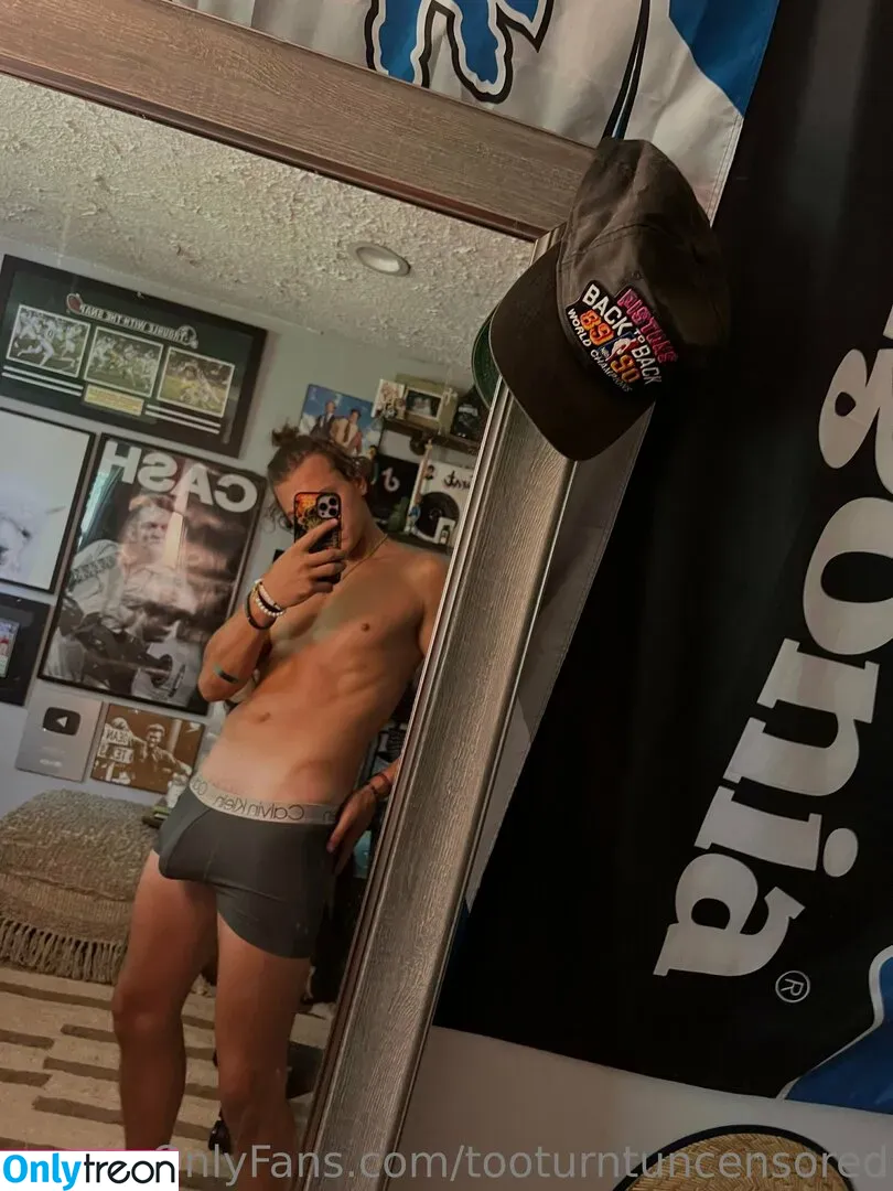 tooturntuncensored nude photo #0020 (tooturnttony)